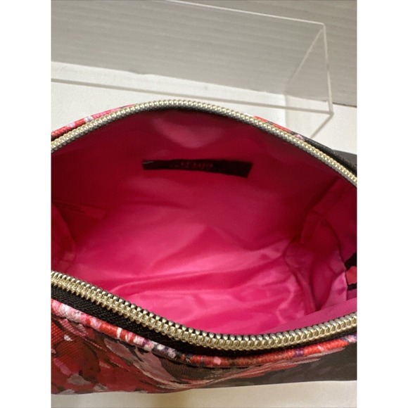 TRINA TURK‎ Black W/ Red & Pink Floral Print Travel/ Makeup/ Cosmetics Bag NWOT - Picture 3 of 11